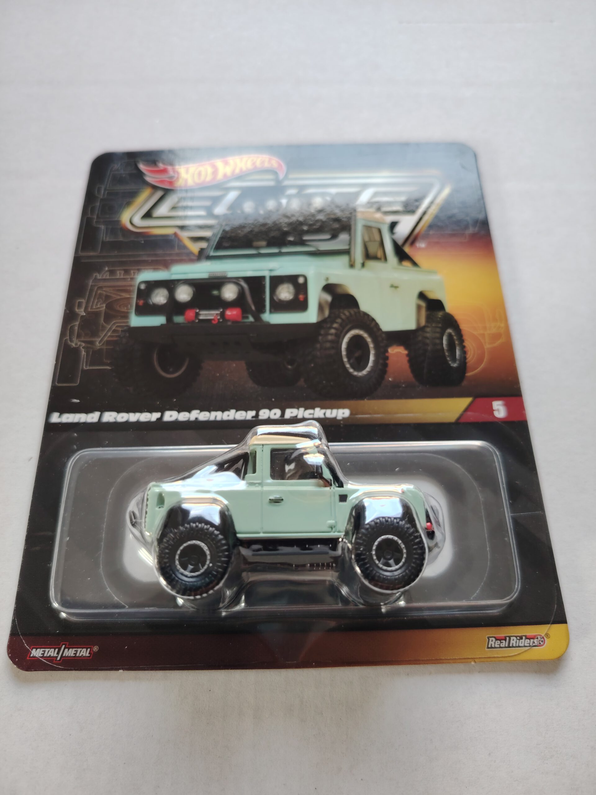 Hot Wheels RLC Elite 64 Land Rover Defender 90 Pickup – Bild 2